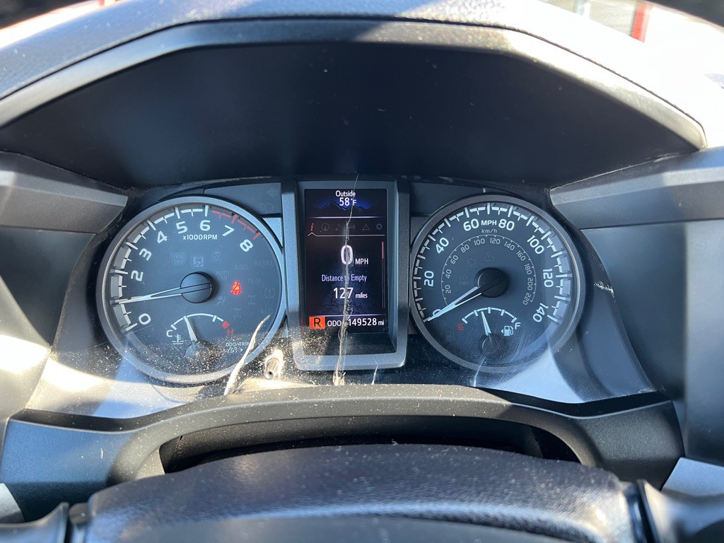 2016 Toyota Tacoma Image 13