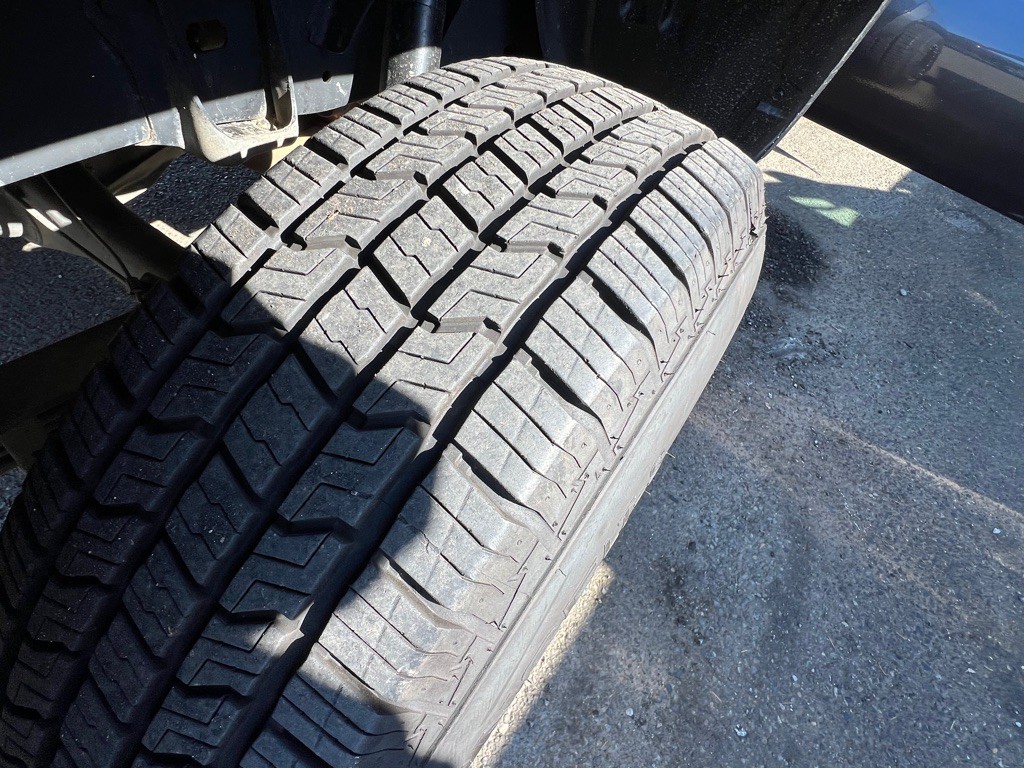 2016 Toyota Tacoma Image 16