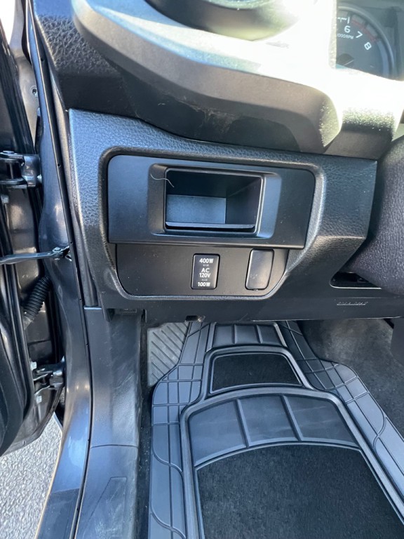 2016 Toyota Tacoma Image 26