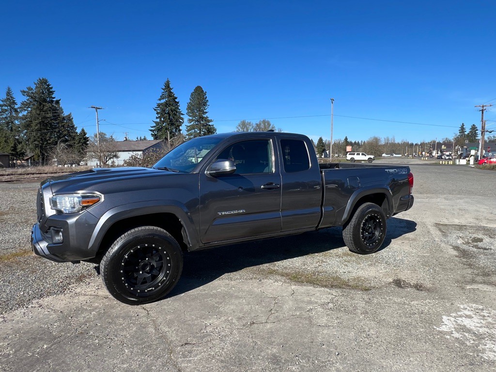 2016 Toyota Tacoma Image 41