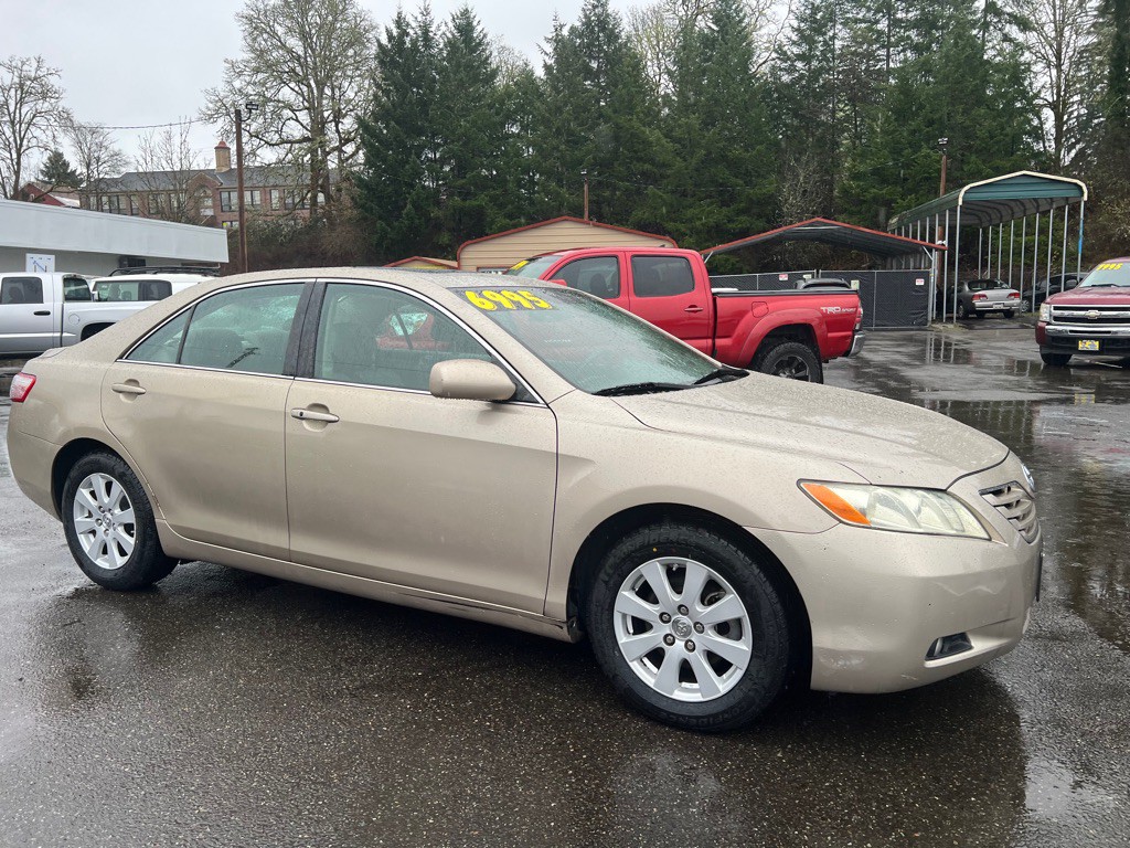 2009 Toyota Camry Image 2