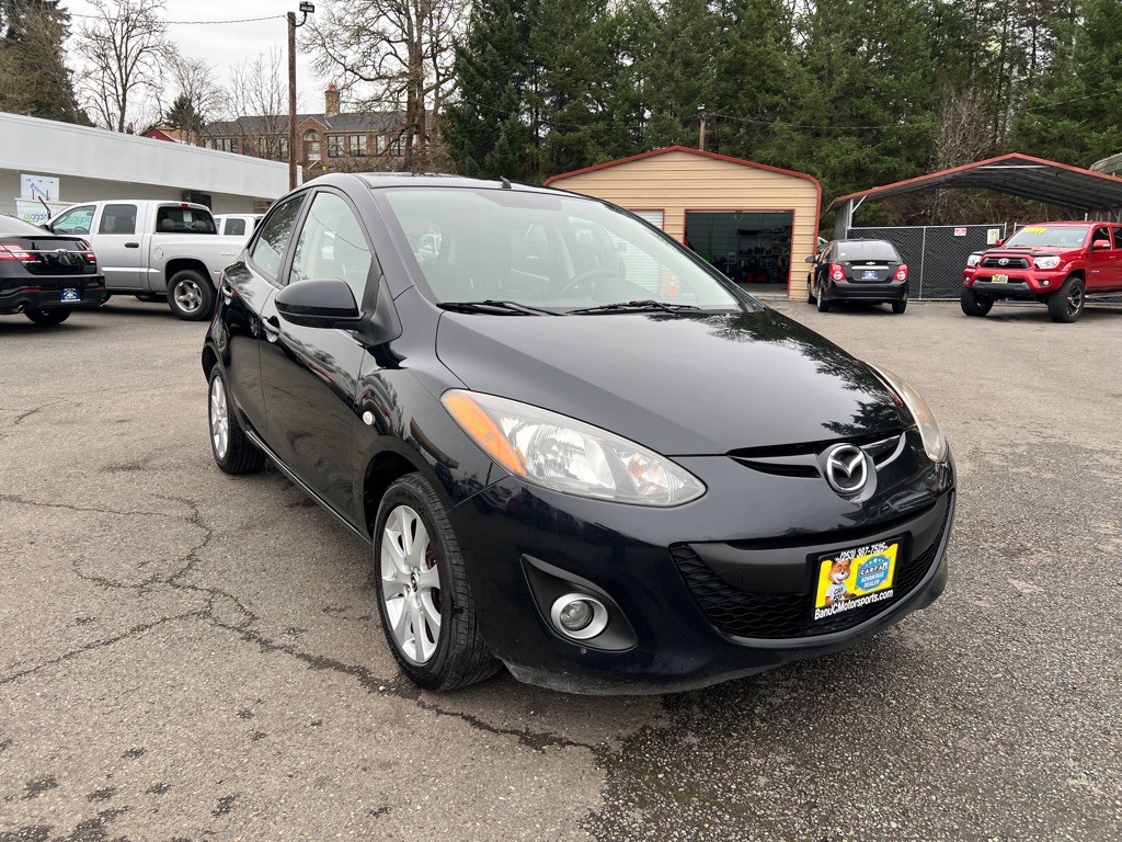2014 Mazda Mazda2 Image 14