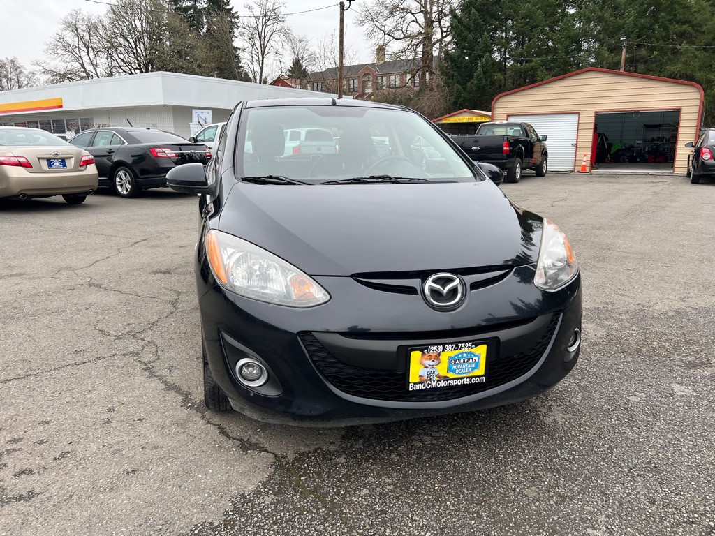 2014 Mazda Mazda2 Image 15