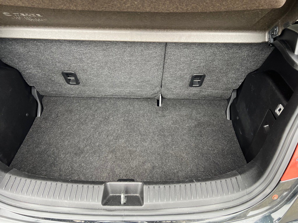 2014 Mazda Mazda2 Image 27