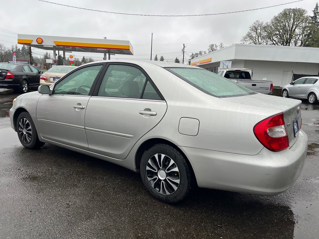2003 Toyota Camry Image 8