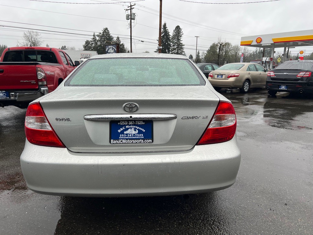 2003 Toyota Camry Image 11