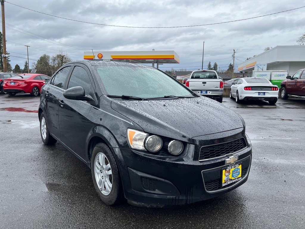 2015 Chevrolet Sonic Image 17