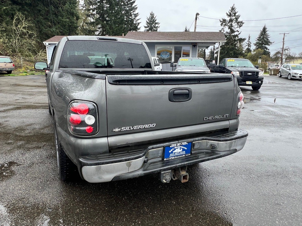 2002 Chevrolet Silverado 1500 Image 8