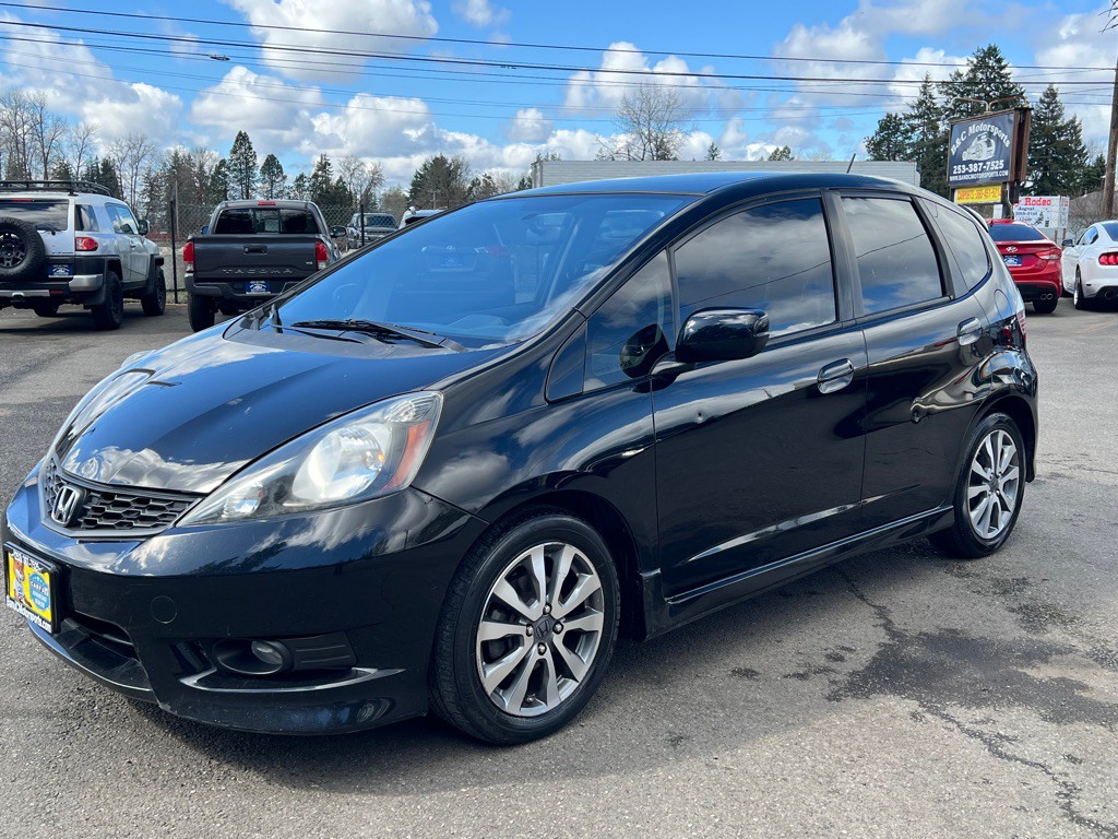 2013 Honda Fit Image 1
