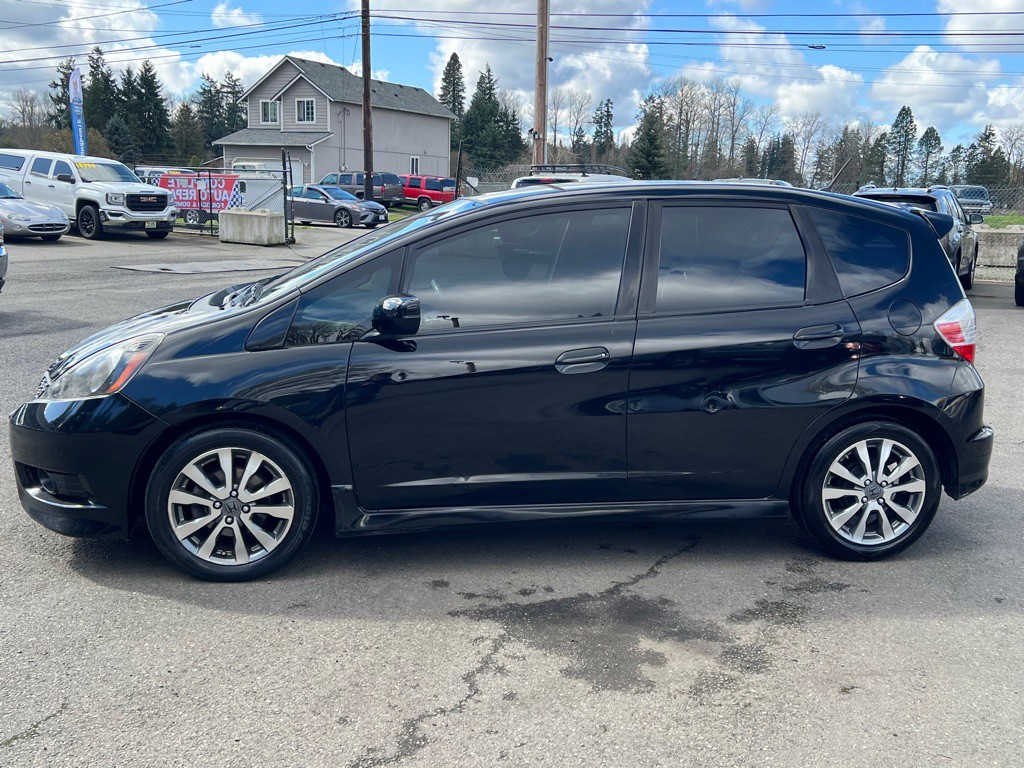 2013 Honda Fit Image 8