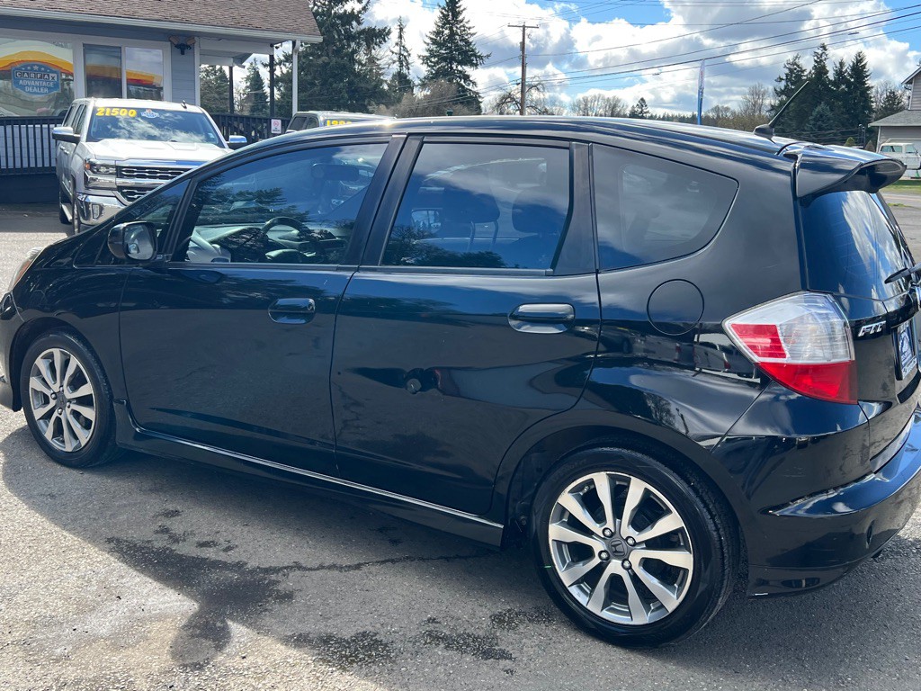 2013 Honda Fit Image 11