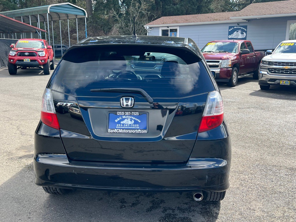 2013 Honda Fit Image 15