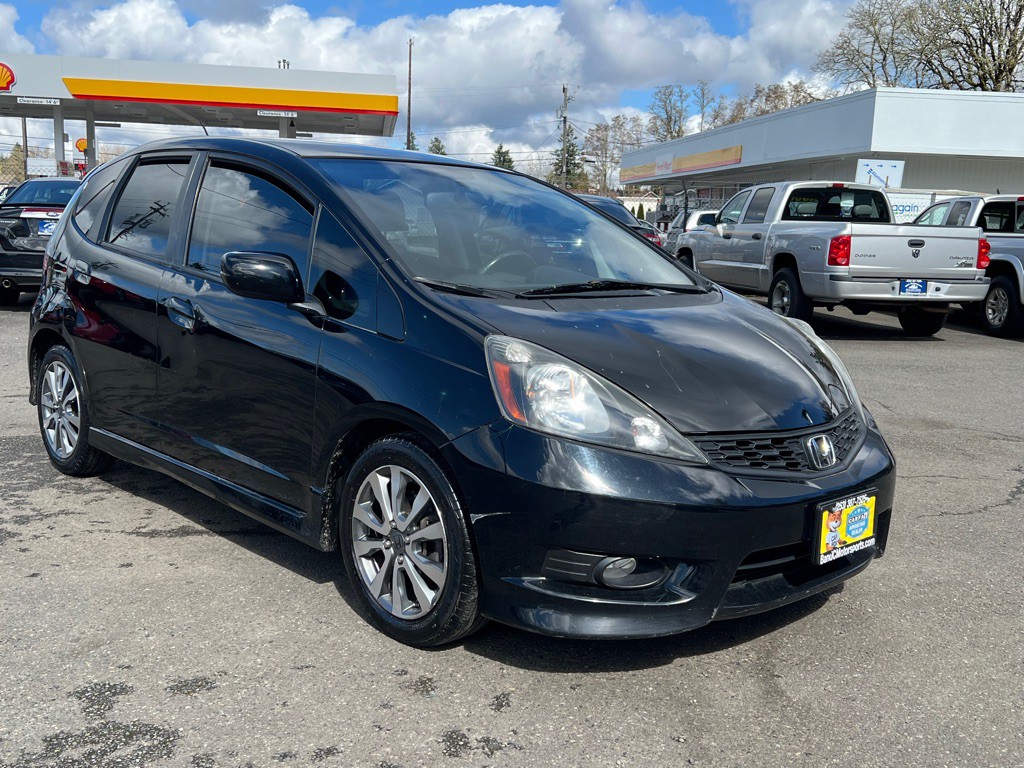 2013 Honda Fit Image 24