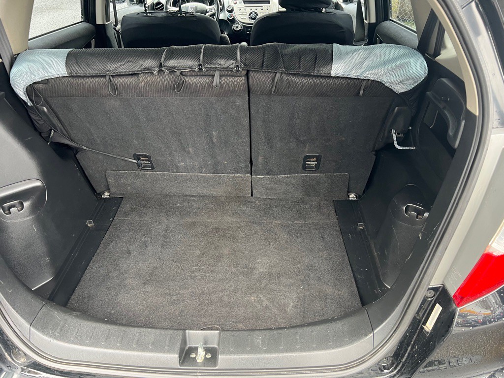 2013 Honda Fit Image 36