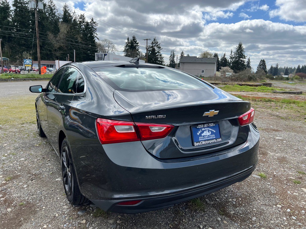 2016 Chevrolet Malibu Image 14