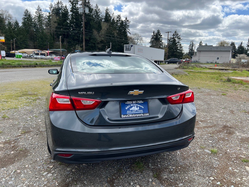 2016 Chevrolet Malibu Image 15