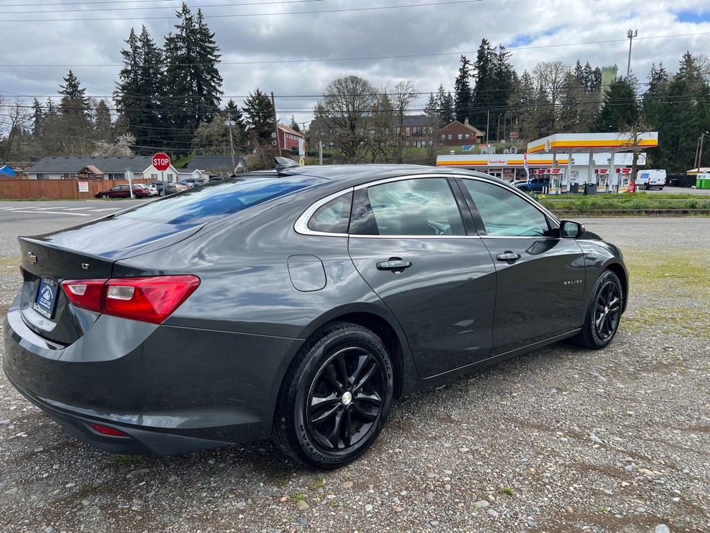 2016 Chevrolet Malibu Image 19
