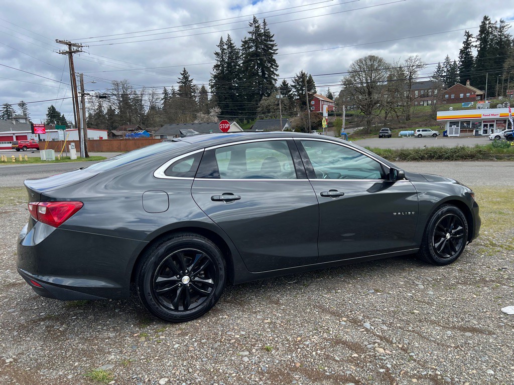 2016 Chevrolet Malibu Image 20