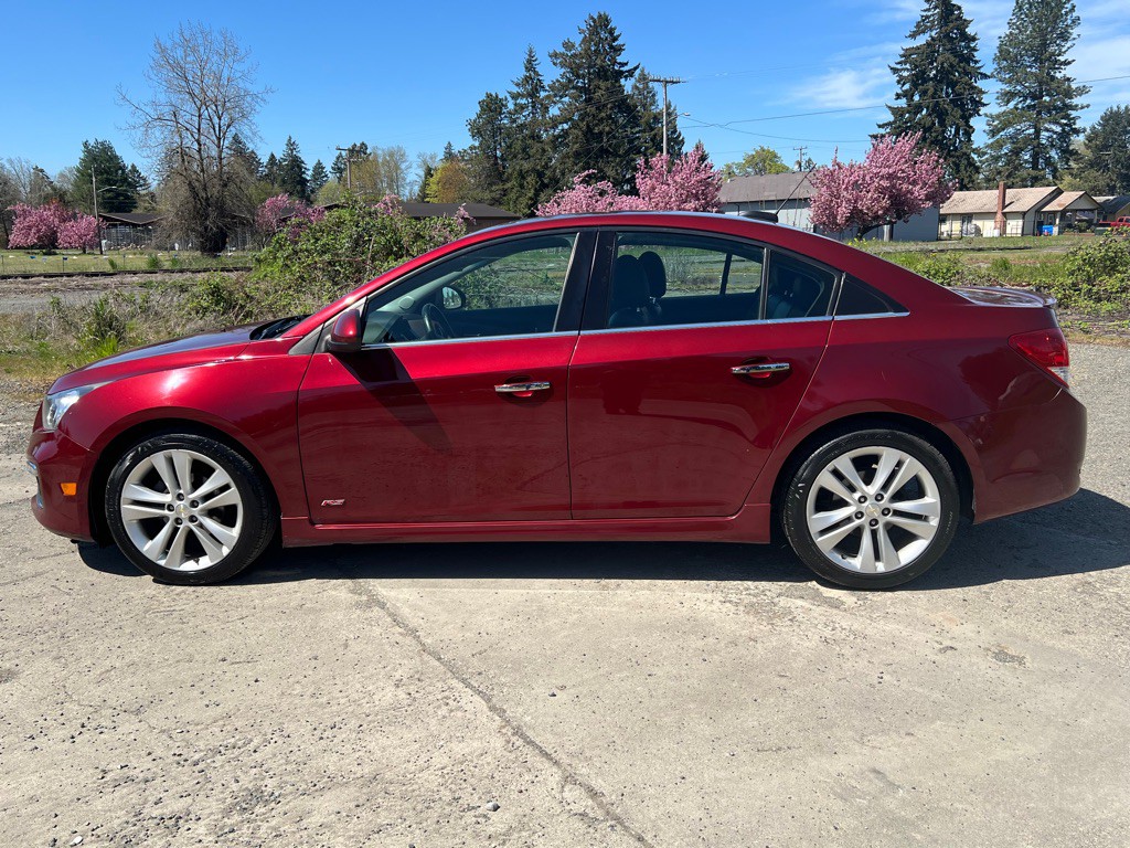 2015 Chevrolet Cruze Image 4
