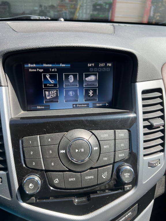 2015 Chevrolet Cruze Image 17