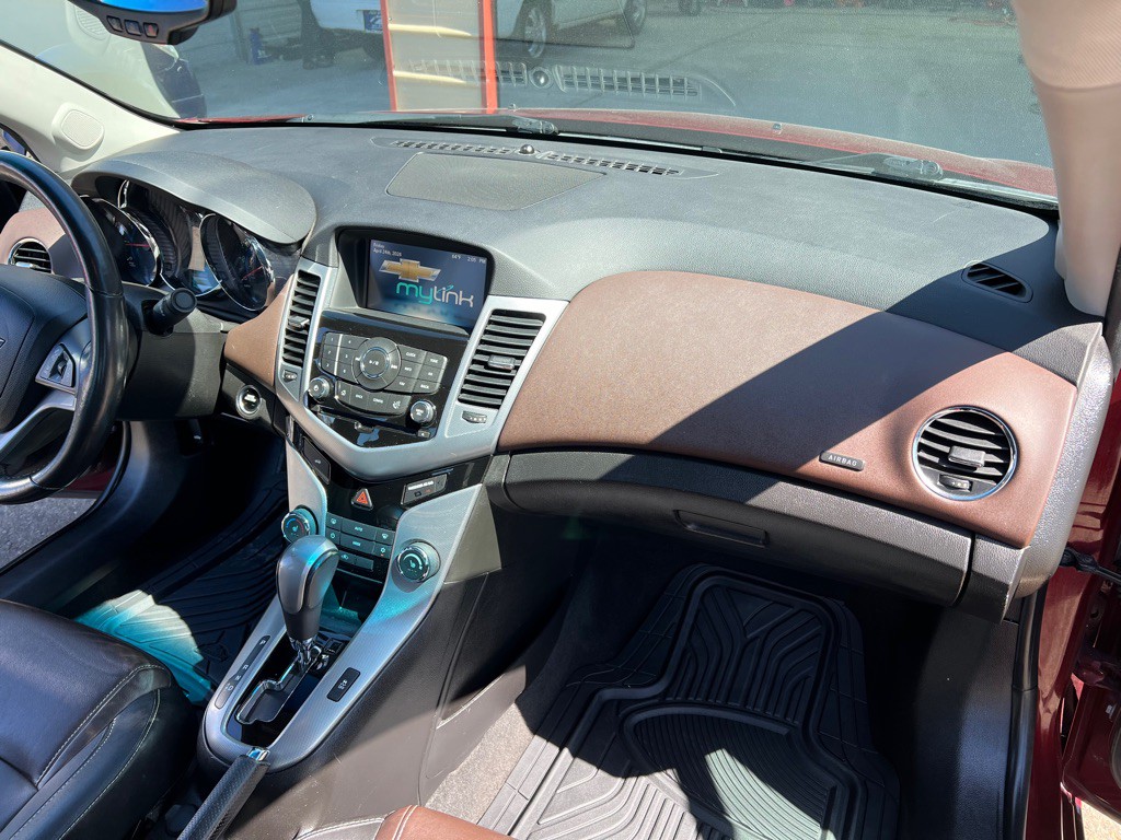 2015 Chevrolet Cruze Image 22