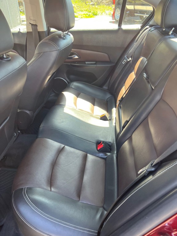 2015 Chevrolet Cruze Image 28