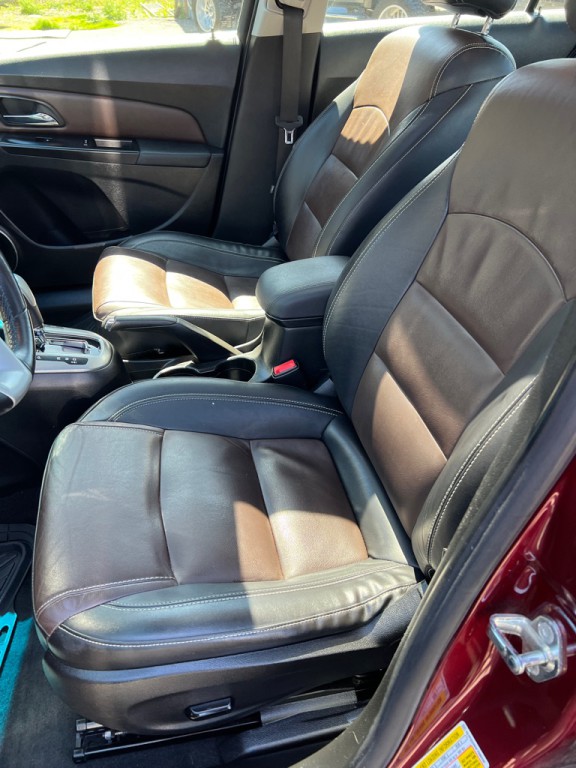 2015 Chevrolet Cruze Image 30