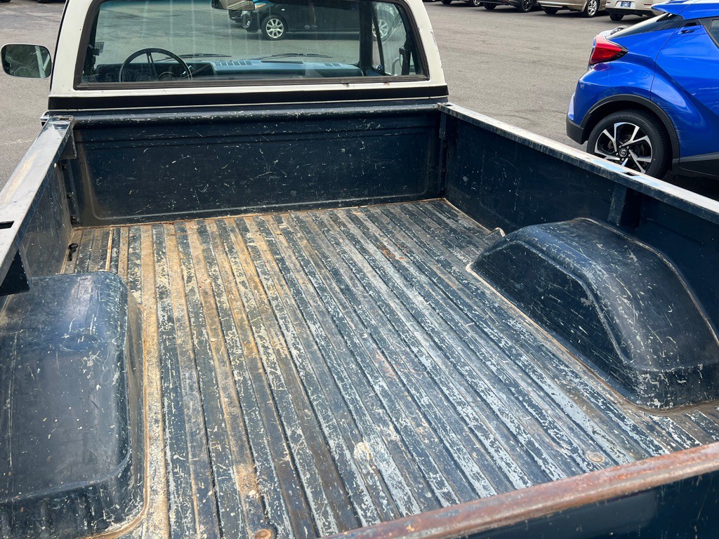 1985 Chevrolet C/K 10 Image 6
