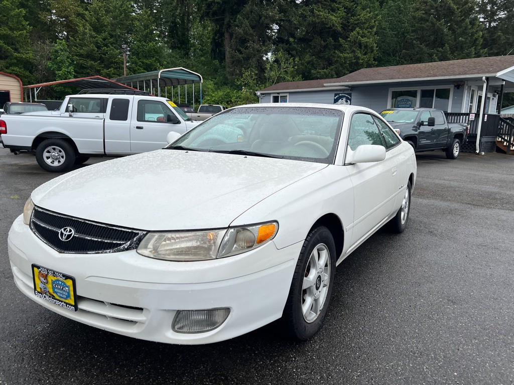 2000 Toyota Camry Image 2