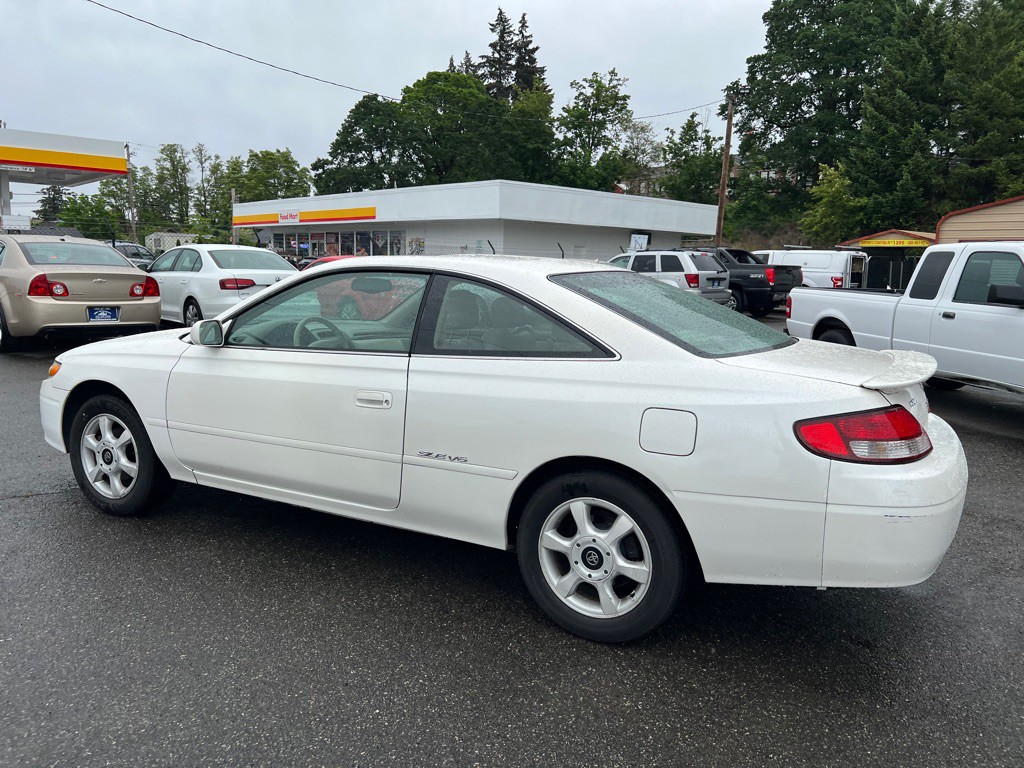 2000 Toyota Camry Image 17