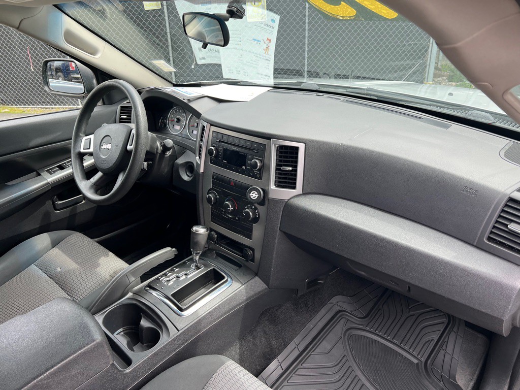 2008 Jeep Grand Cherokee Image 21