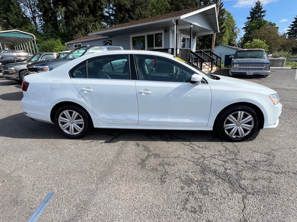 2017 Volkswagen Jetta Image 10