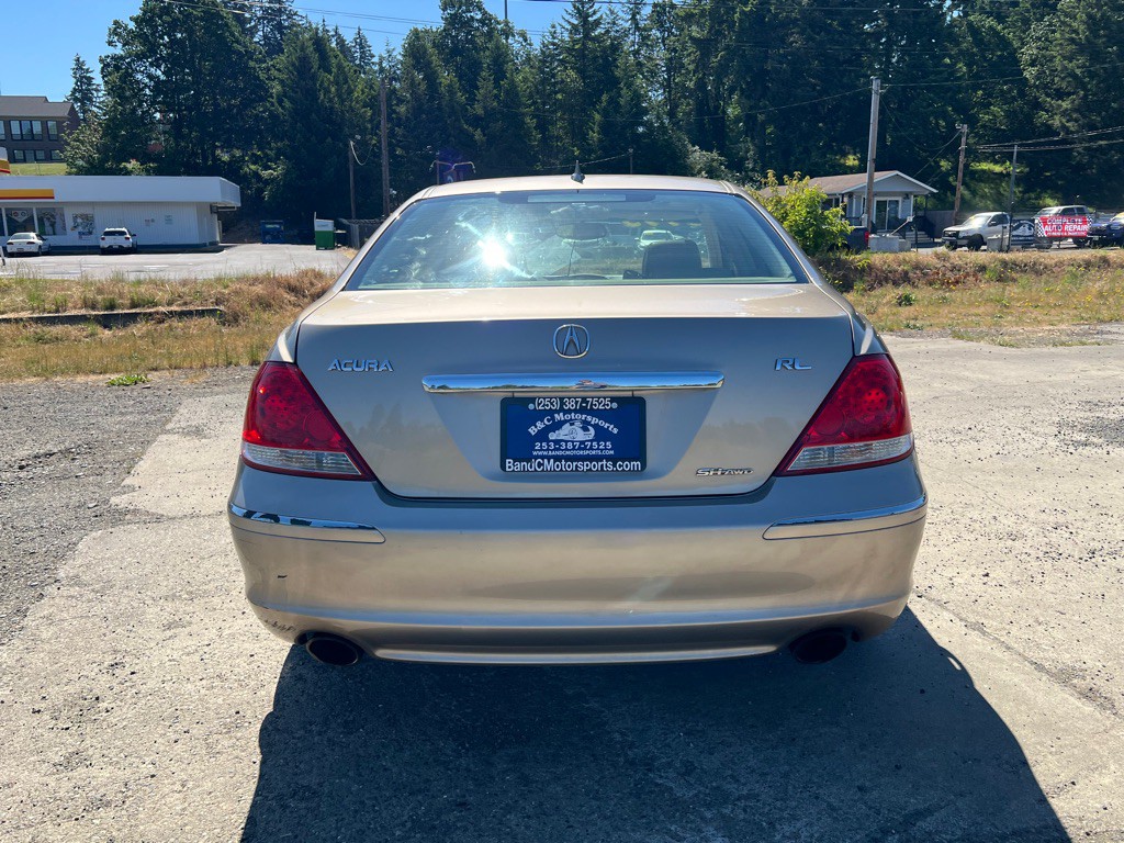 2005 Acura RL Image 8