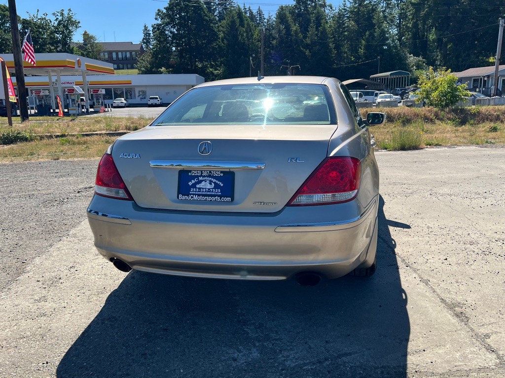 2005 Acura RL Image 15