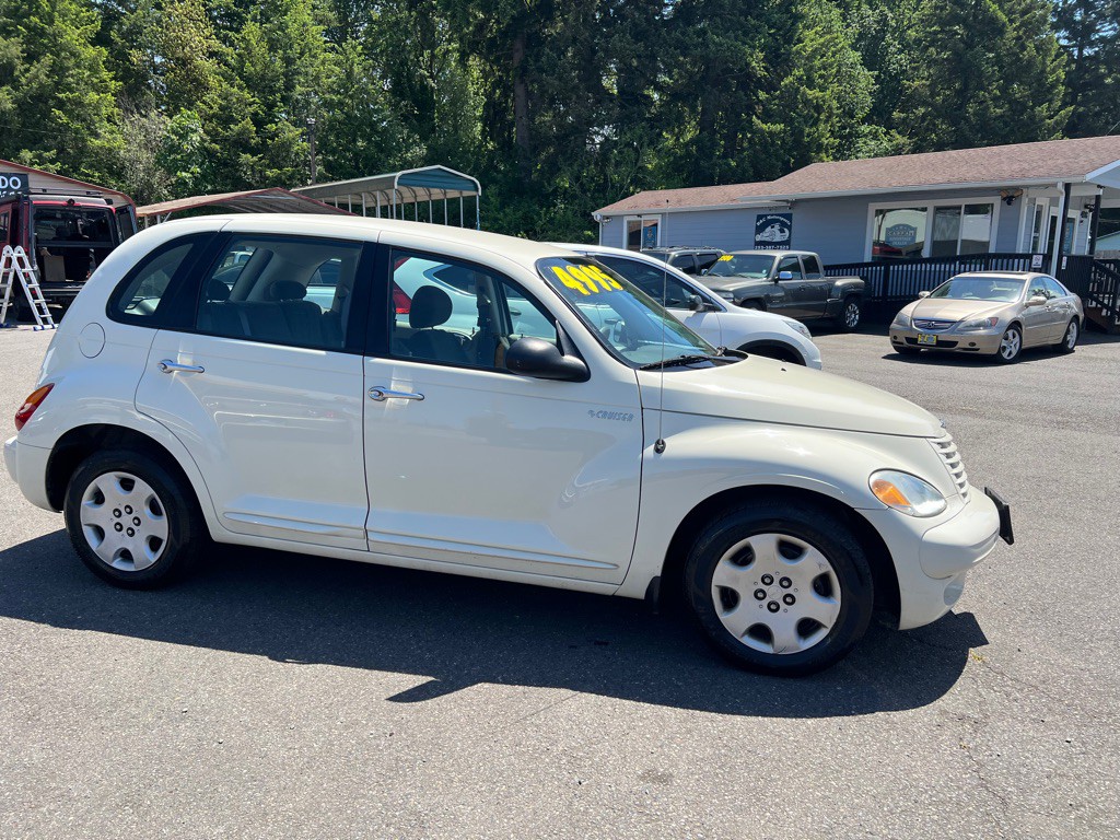 2004 Chrysler PT Cruiser Image 6