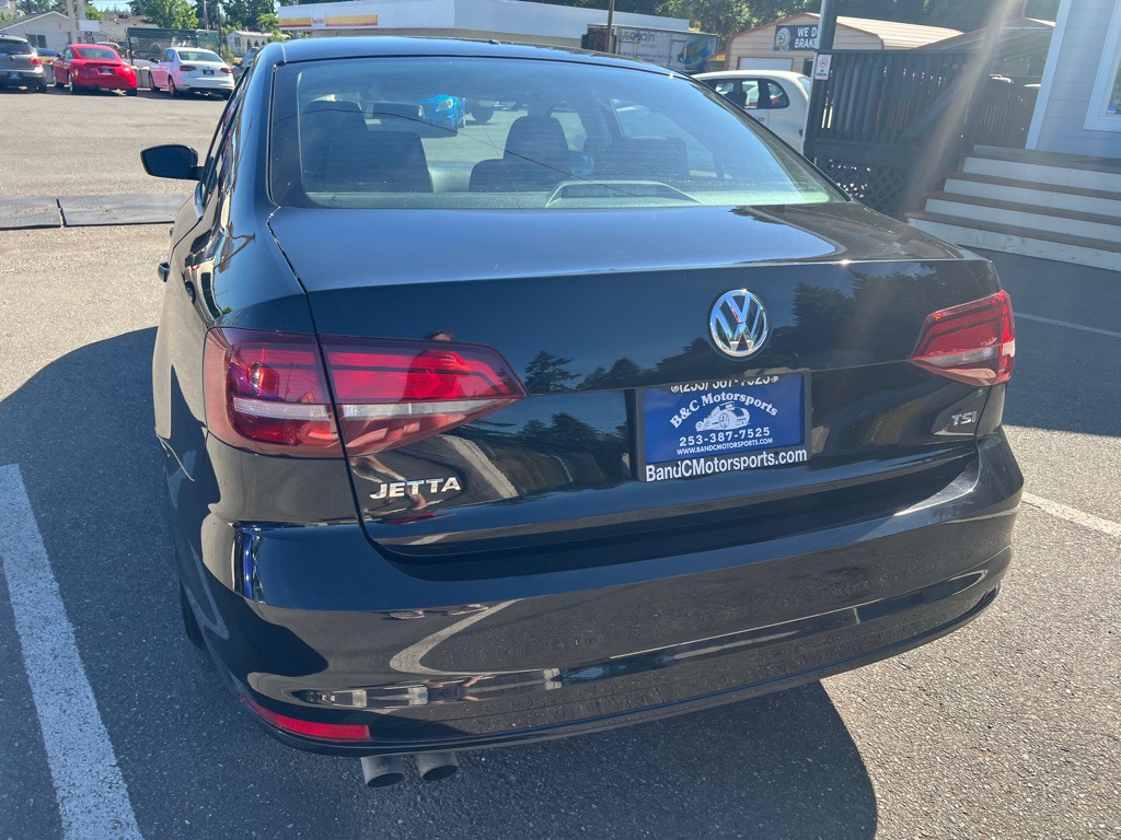 2017 Volkswagen Jetta Image 16