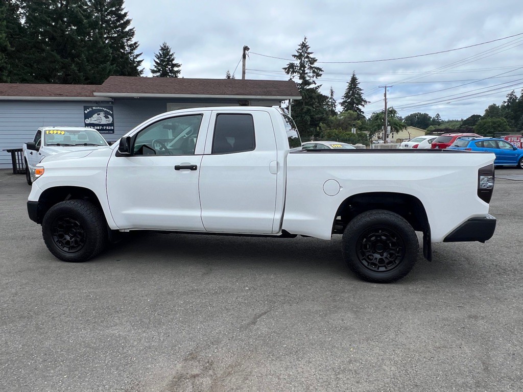 2016 Toyota Tundra Image 8