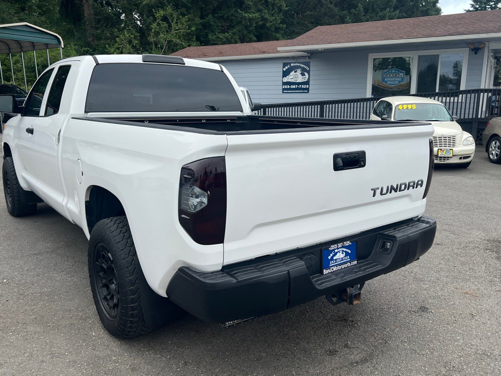 2016 Toyota Tundra Image 11