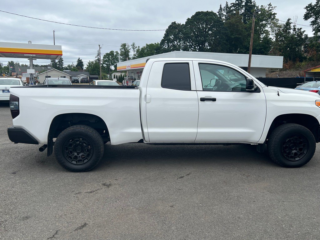 2016 Toyota Tundra Image 21