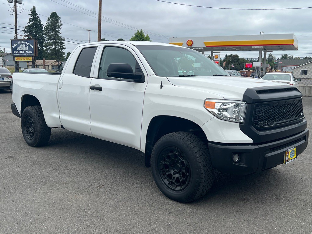 2016 Toyota Tundra Image 24