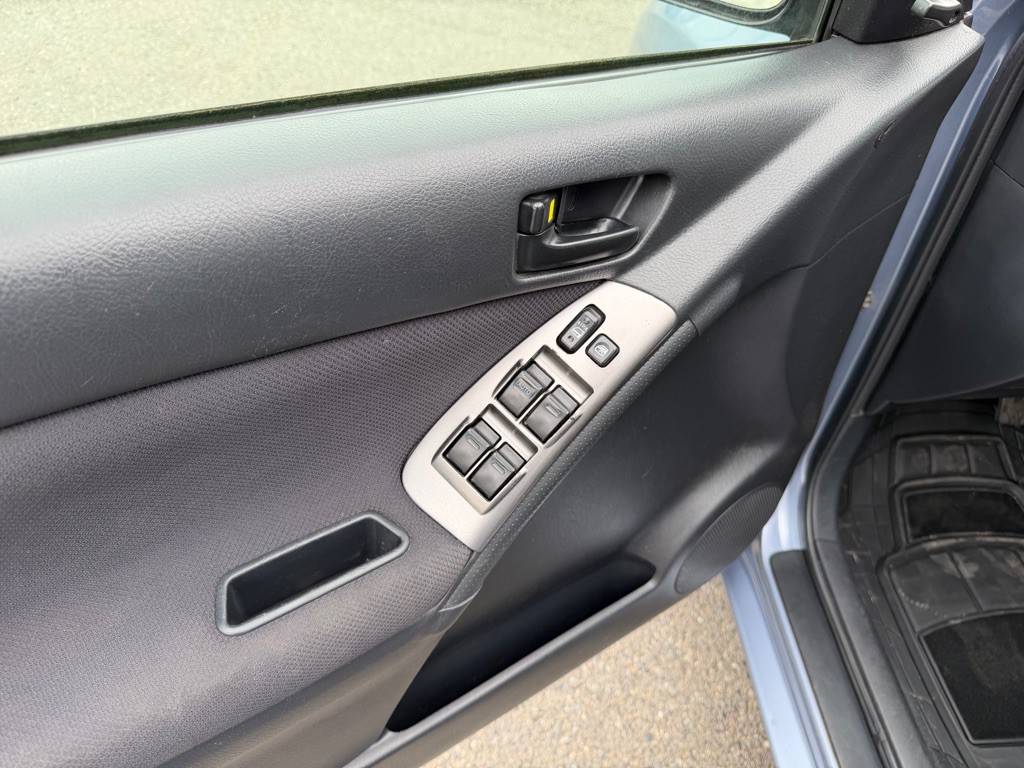 2005 Toyota Corolla Image 27