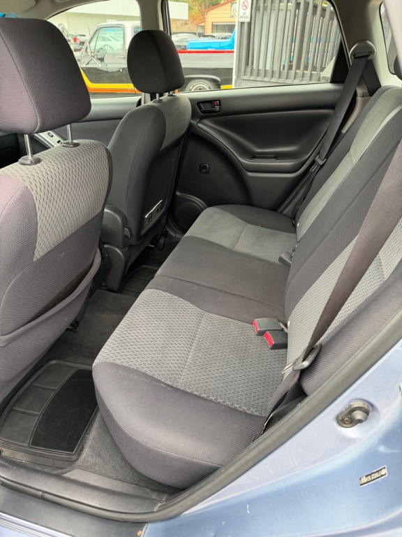 2005 Toyota Corolla Image 34