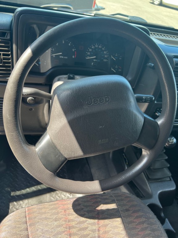 2000 Jeep Wrangler Image 5