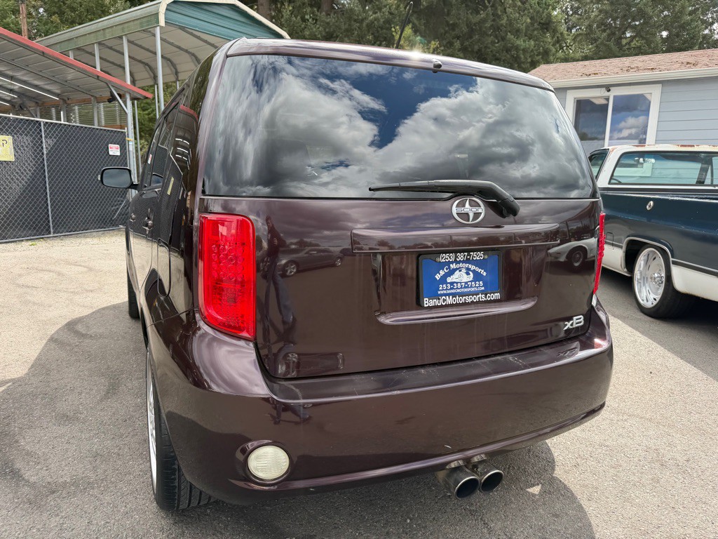 2009 Scion xB Image 23