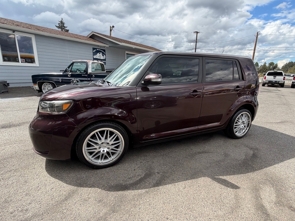 2009 Scion xB Image 29