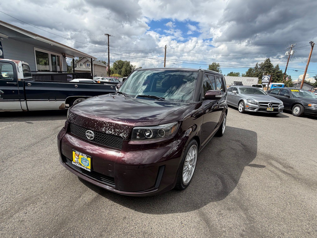 2009 Scion xB Image 32