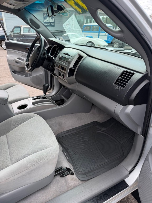 2008 Toyota Tacoma Image 107