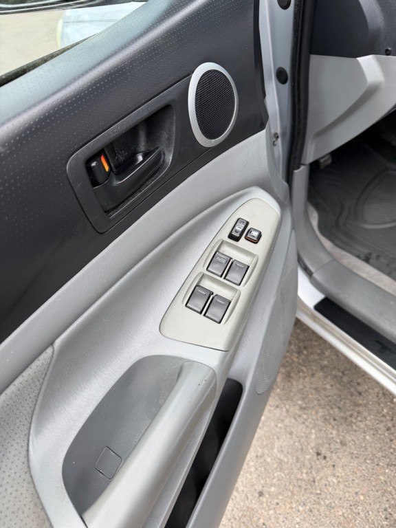 2008 Toyota Tacoma Image 108