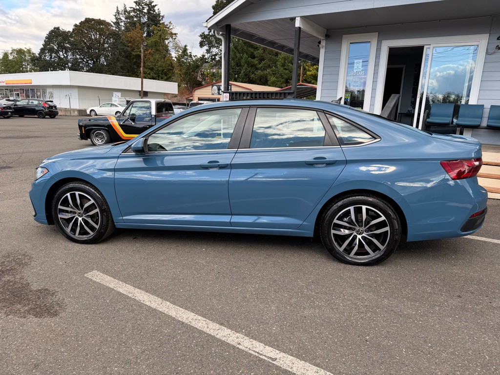 2025 Volkswagen Jetta Image 11