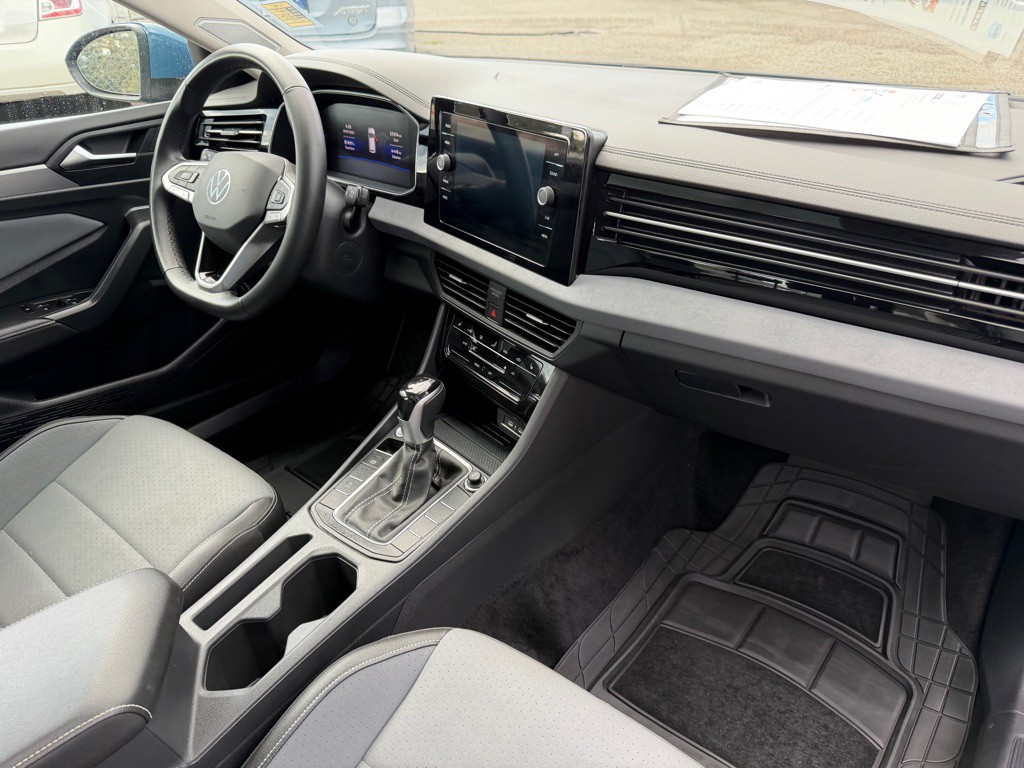 2025 Volkswagen Jetta Image 22